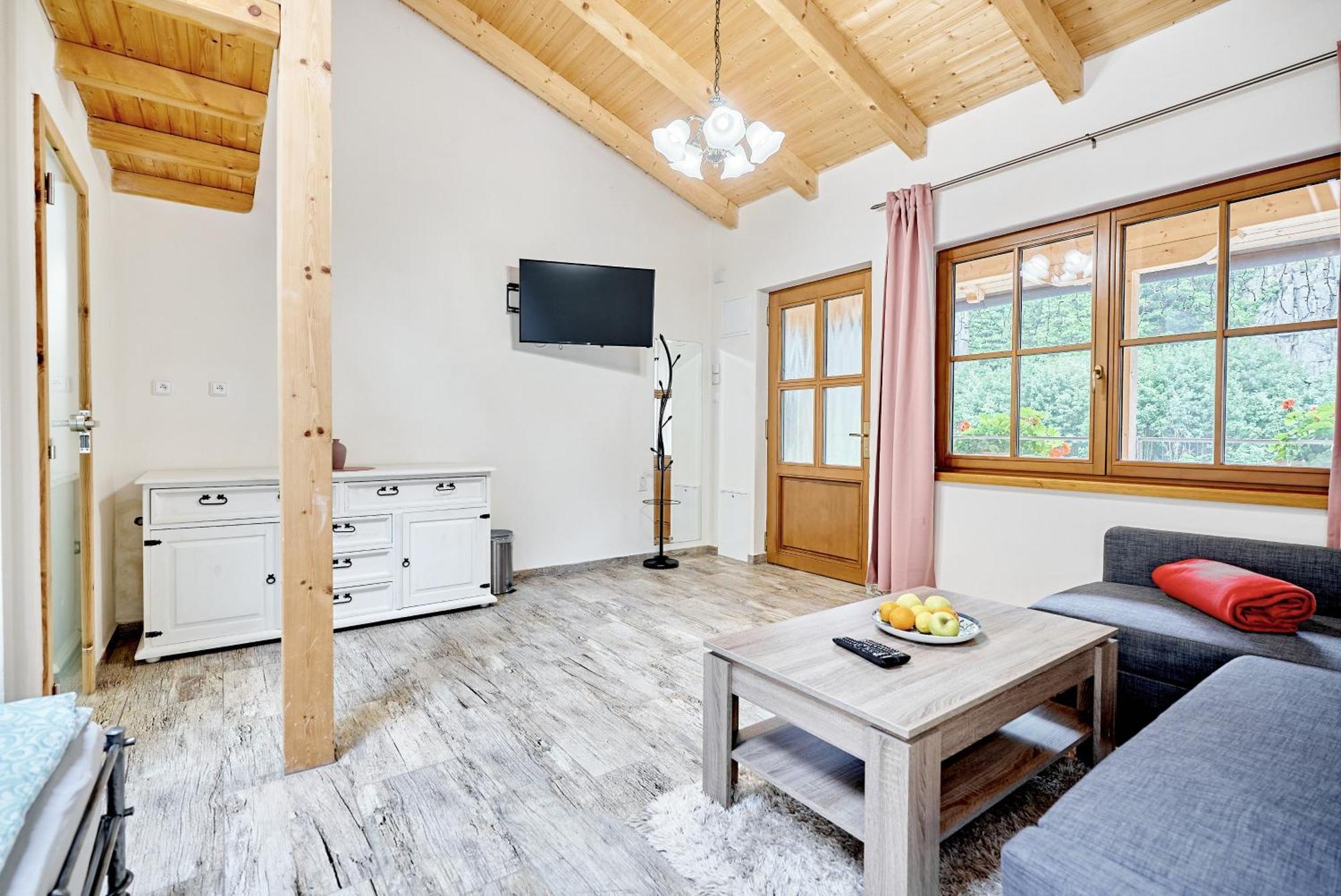 Apartmany Svatosske Skaly Loket Exterior photo