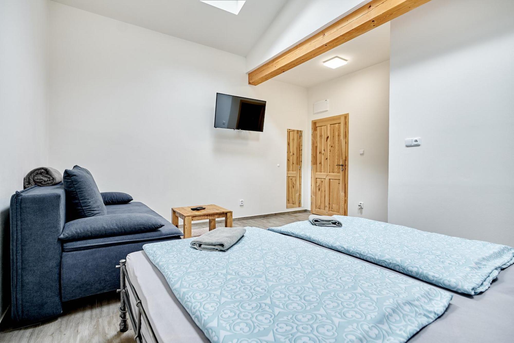 Apartmany Svatosske Skaly Loket Exterior photo